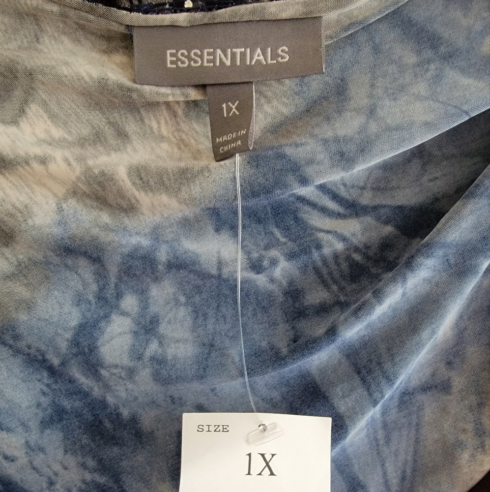 Essentials blouse - Picture 3 of 3